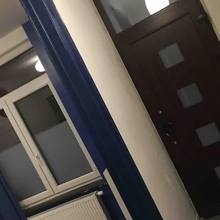 Studio Avec Tv, Wifi Et Frigo Appartement *