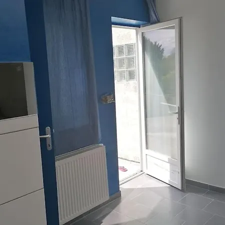 Studio Avec Tv, Wifi Et Frigo Appartement Bergen