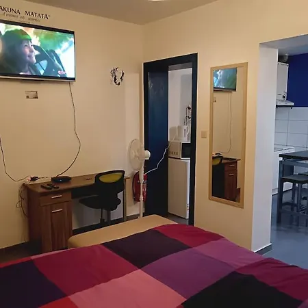 Studio Avec Tv, Wifi Et Frigo